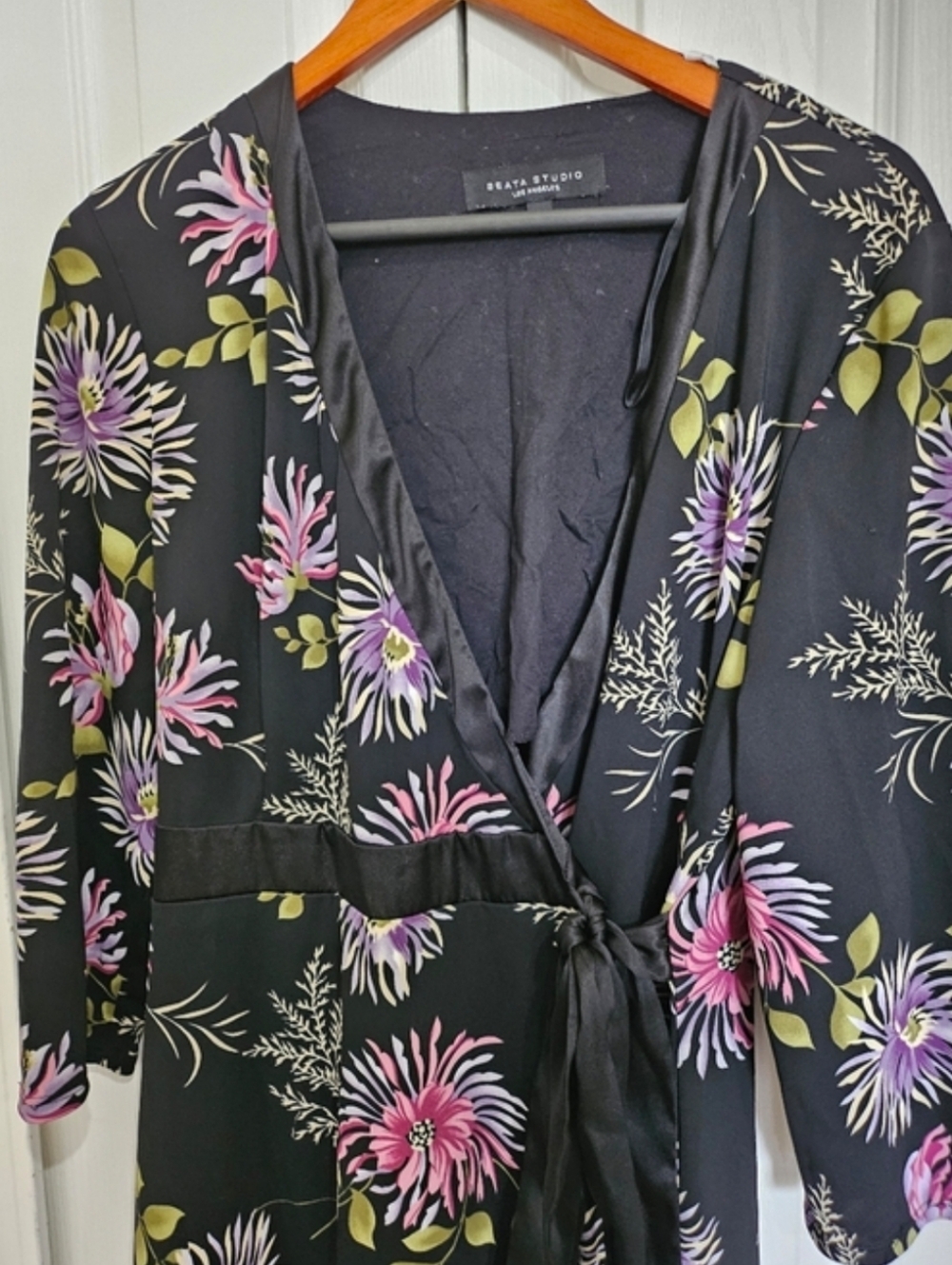 Beata Studio Los Angeles Floral Wrap Dress Size 14 Black Pink Midi Made in USA. - Picture 5 of 13